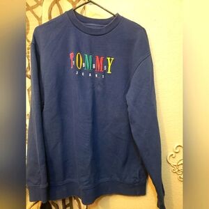 Tommy sweater